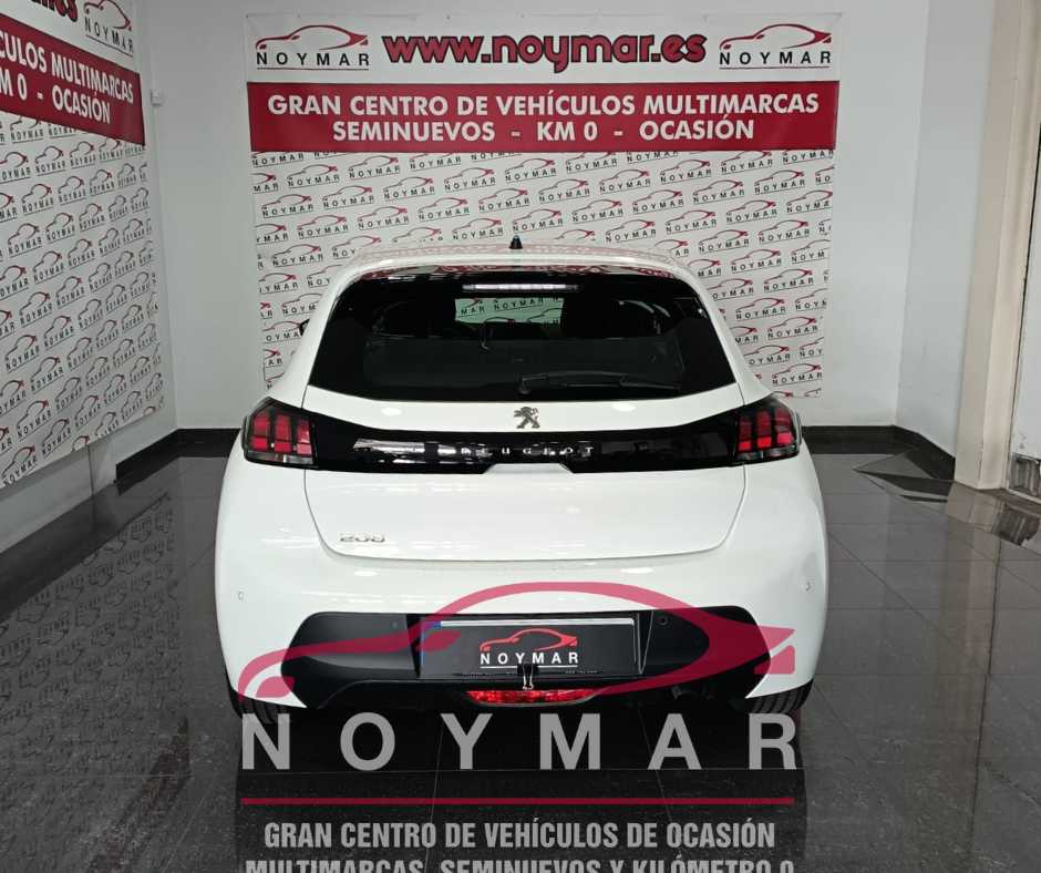 Peugeot 208 Active Pack Blanco - Image 3
