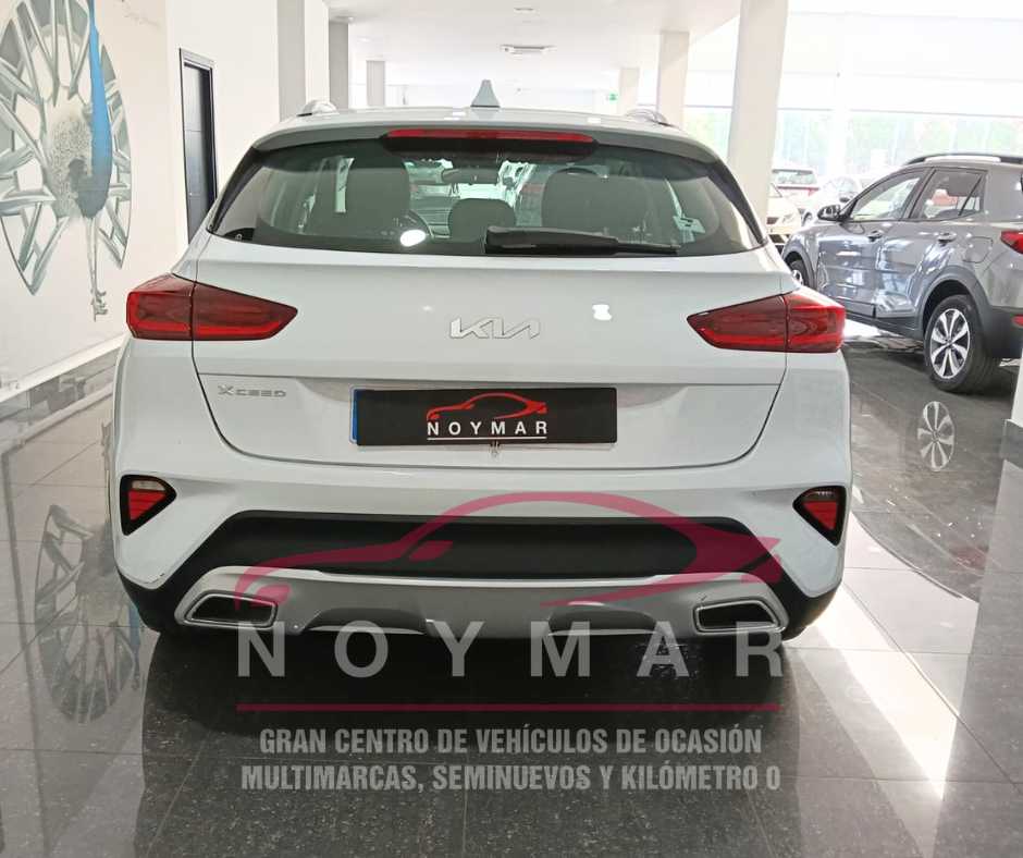 Kia XCeed Concept - Image 5