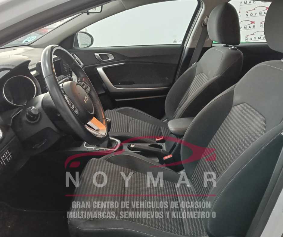 Kia XCeed Concept - Image 6